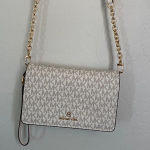 Michael Kors Crossbody Purse or Wristlet
